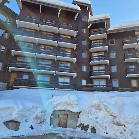 Apartment Duplex Aux Pieds 4 Pers Avec Parking A Meribel - Fr-1-688-102 *