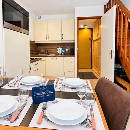Duplex Aux Pieds 4 Pers Avec Parking A Meribel Appartement