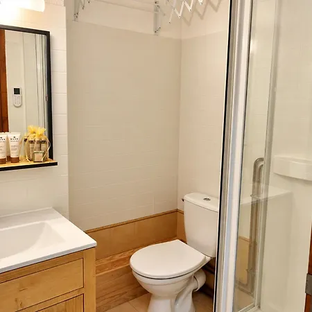 Appartement Duplex Aux Pieds 4 Pers Avec Parking A Meribel